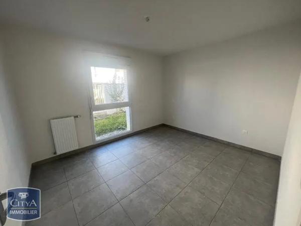 Appartement à louer 4 pièces 81.2m² Seilh (31840)