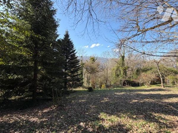 Terrain à vendre à Ruffieux (73310) - Savoie

Sur la commune de Ruffieux, dans les hauteurs, ...