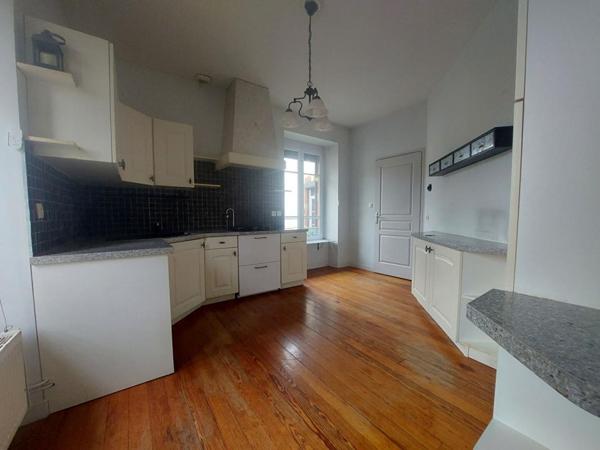 Appartement Montceau Les Mines 5 pièce(s) 114 m2+60m²