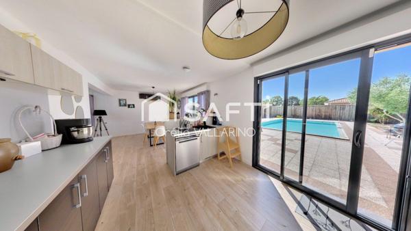 Maison familiale de 145 m² avec piscine, prestations haut de gamme et jardin paysager