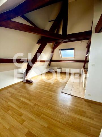 Appartement à louer à Ezy-sur-Eure ? T2 en centre-ville avec parking