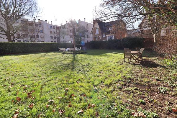 Appartement traversant à Saint-Maur - Quartier Champignol, Proche RER A et Commerces