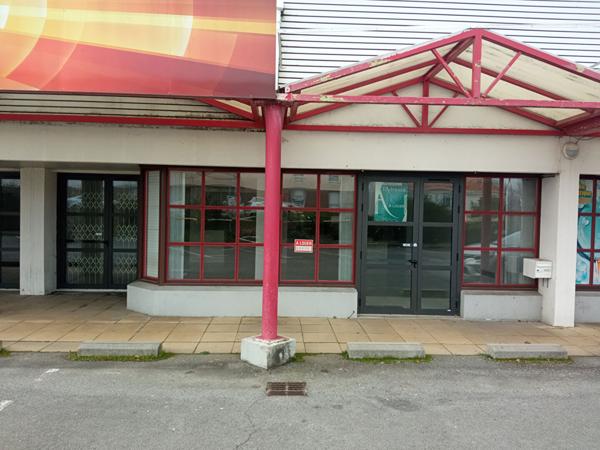 CHALLANS, Local commercial de 230 m²