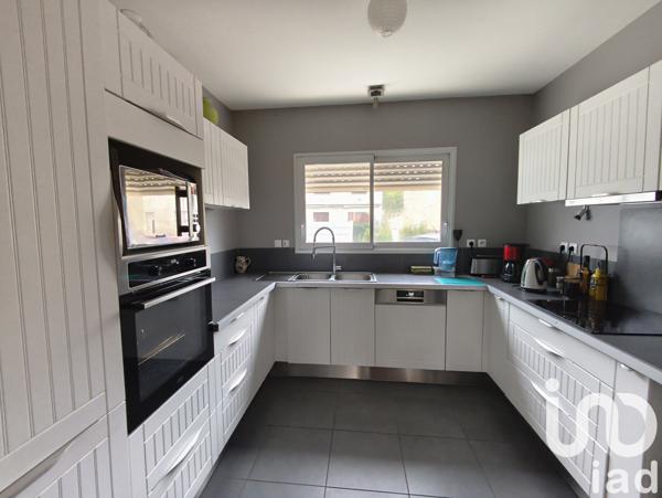 Maison à vendre 8 pièces 140 m² Mérignac