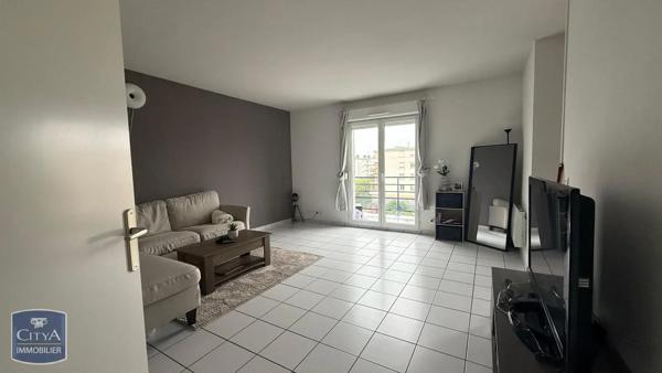 Appartement à louer 2 pièces 55.45m² Pont-Audemer (27500)