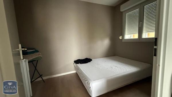 Appartement à louer 2 pièces 55.45m² Pont-Audemer (27500)