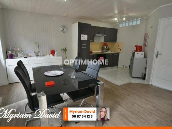 Immeuble de rapport rénové – 2 appartements + local commercial – Rostrenen centre