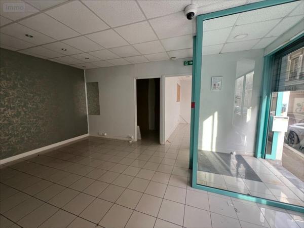 Local commercial à vendre à Le Mans dans la Sarthe (72000), ref : 72003-1089811