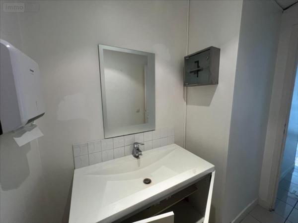 Local commercial à vendre à Le Mans dans la Sarthe (72000), ref : 72003-1089811