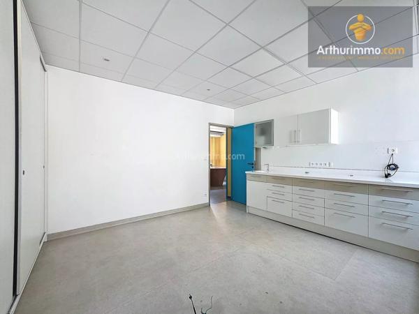 Location Local commercial 7 pièces 117 m2 à Bourgoin-Jallieu