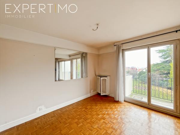 Issy-les-Moulineaux (92130) 3 pièces 61m² calme avec balcon
