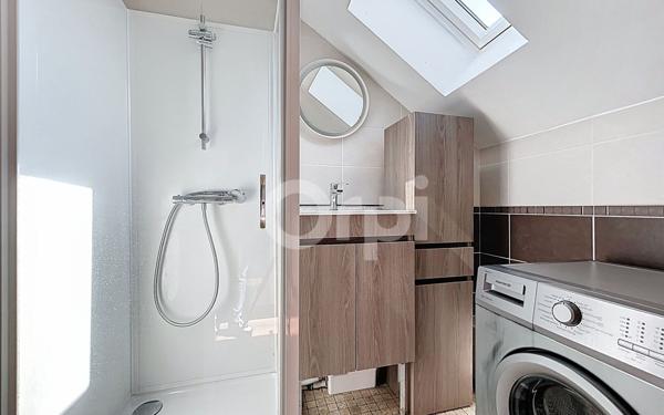 Appartement à vendre    2 pièces • 32,96 m2 Saint-Leu-d'Esserent