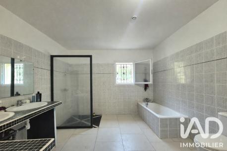 Maison à vendre 6 pièces 185 m² Brive-la-Gaillarde