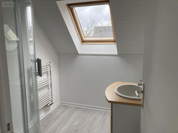 Maison à louer à Ploubezre dans les Côtes-d'Armor (22300), ref : 22086-L55