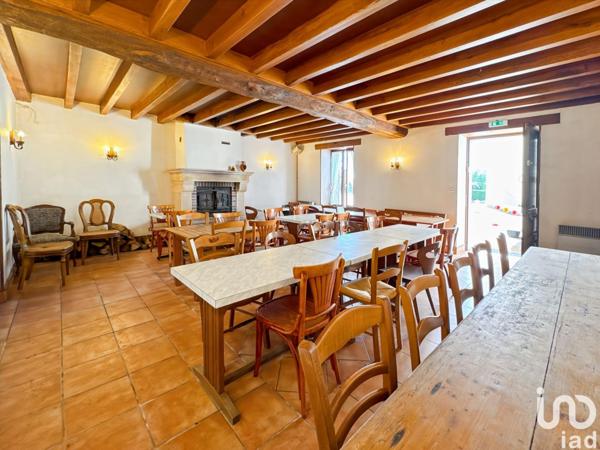 Murs commerciaux  à vendre 275 m² Saints-en-Puisaye