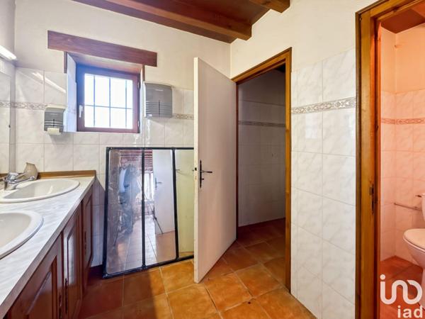 Murs commerciaux  à vendre 275 m² Saints-en-Puisaye