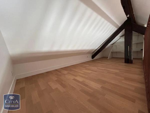Appartement à louer 1 pièce 26m² Orléans (45000)