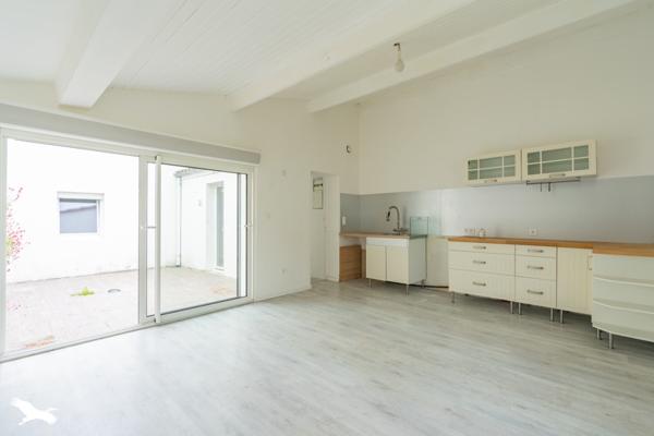 Maison à vendre 419 900 € Saint-Georges-de-Didonne 6 p 160 m² DPE D