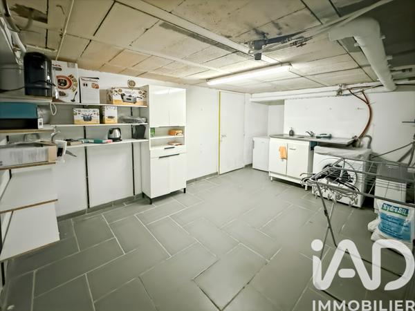 Maison à vendre 5 pièces 113 m² Villeneuve-la-Guyard