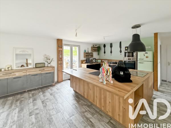Maison à vendre 5 pièces 113 m² Villeneuve-la-Guyard