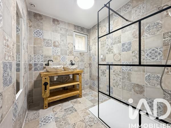 Maison à vendre 5 pièces 113 m² Villeneuve-la-Guyard