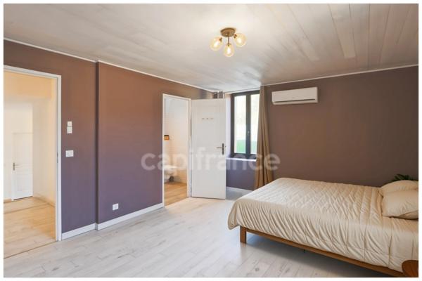 Maison de bourg avec piscine et jacuzzi – Saint-Martial-de-Nabirat (24250)