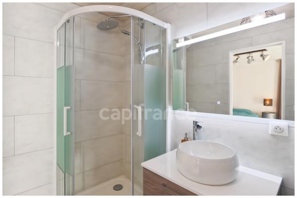 Maison de bourg avec piscine et jacuzzi – Saint-Martial-de-Nabirat (24250)