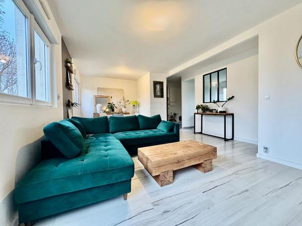 Appartement Amiens SUD  3 pièce(s) 71.40 m2 2 chambres , 2 places de parking