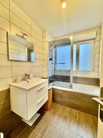 Appartement Amiens SUD  3 pièce(s) 71.40 m2 2 chambres , 2 places de parking