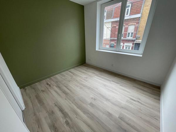 A LOUER : T2 à LILLE • Rue Garibaldi - LILLE-SUD • 560 € CC • Réf. 5868