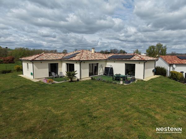 A Vendre Maison contemporaine de 2020 de plain-pied de 122 m² avec garage et jardin à Condom