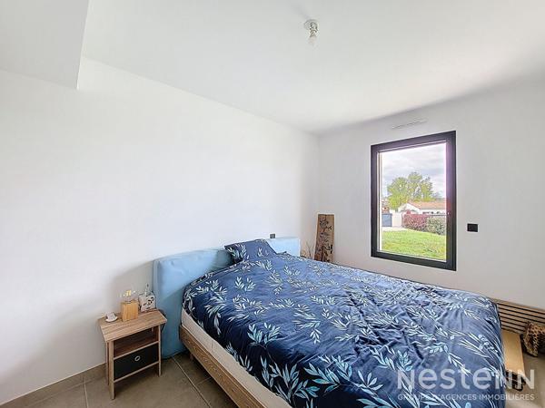 A Vendre Maison contemporaine de 2020 de plain-pied de 122 m² avec garage et jardin à Condom