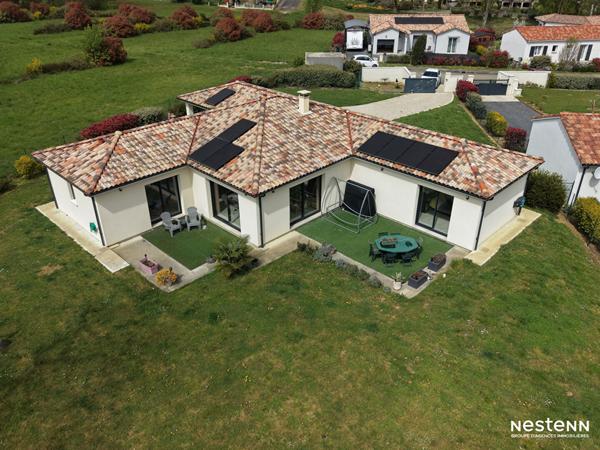 A Vendre Maison contemporaine de 2020 de plain-pied de 122 m² avec garage et jardin à Condom