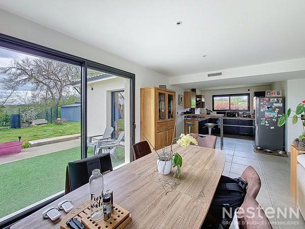 A Vendre Maison contemporaine de 2020 de plain-pied de 122 m² avec garage et jardin à Condom