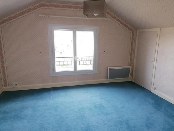 Vente                                                      Maison
                        
                     7 pièces                      164 m2                     à Clermont-Ferrand