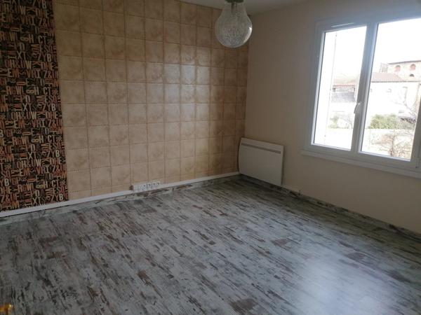 Vente                                                      Maison
                        
                     7 pièces                      164 m2                     à Clermont-Ferrand
