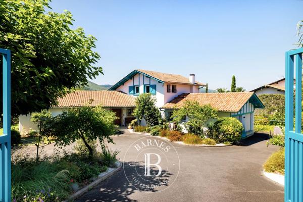 Ascain, Maison 3 Chambres -  237 m² à vendre