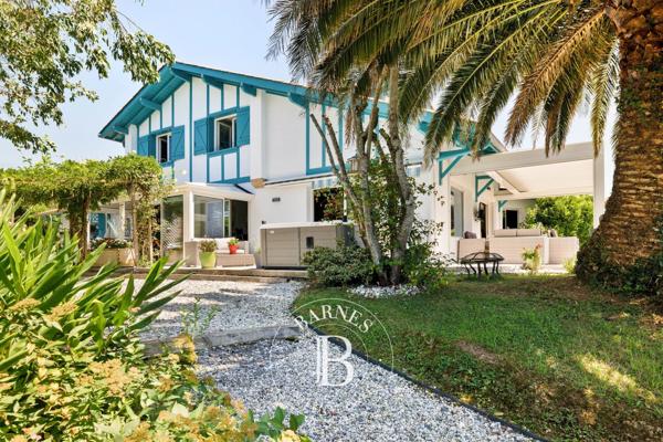 Ascain, Maison 3 Chambres -  237 m² à vendre