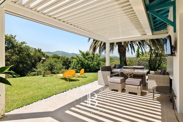 Ascain, Maison 3 Chambres -  237 m² à vendre