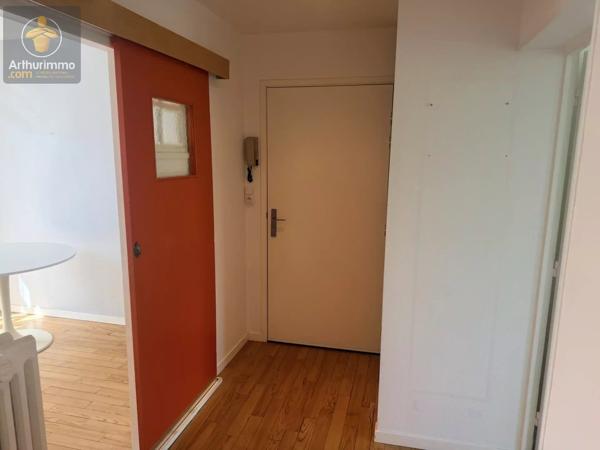 Vente                                                      Appartement
                        
                     4 pièces                      82 m2                     à Metz