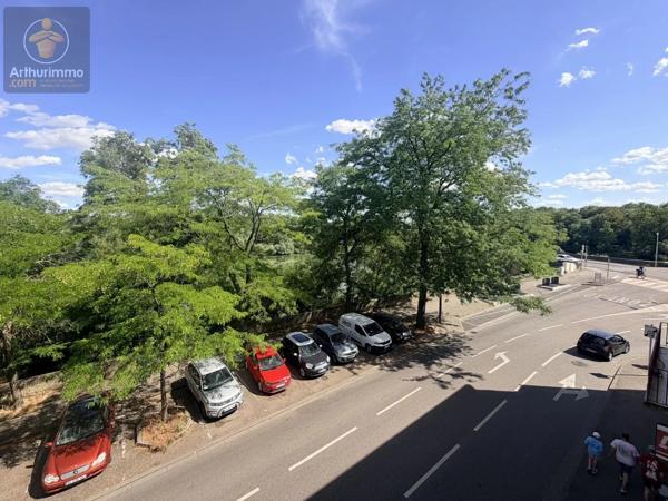 Vente                                                      Appartement
                        
                     4 pièces                      82 m2                     à Metz