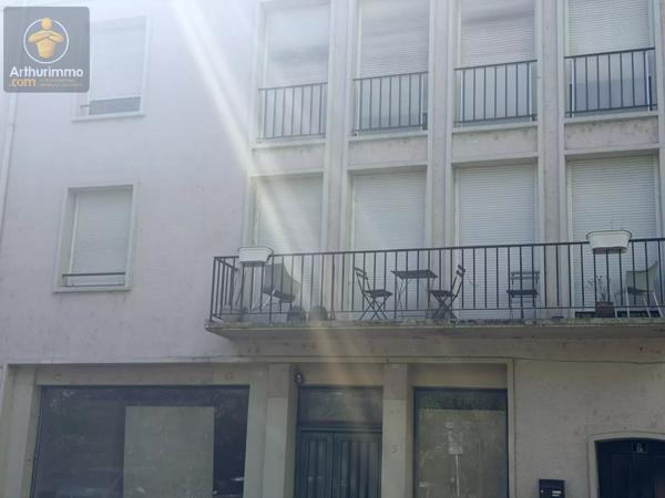 Vente                                                      Appartement
                        
                     4 pièces                      82 m2                     à Metz