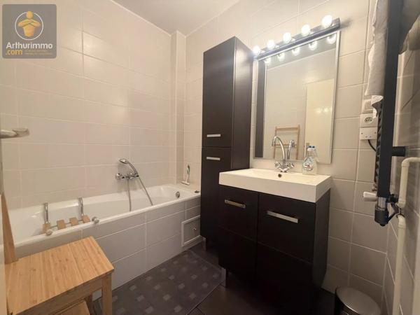 Vente                                                      Appartement
                        
                     4 pièces                      82 m2                     à Metz