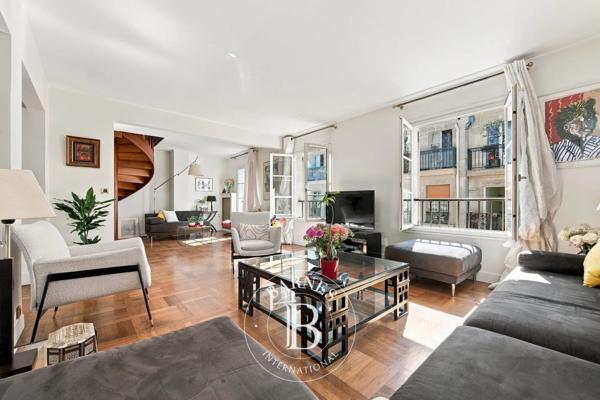 Paris 3ème, Appartement 3 Chambres -  155 m² à vendre