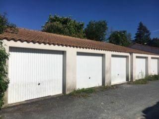 Stationnement à louer  •  Rochefort