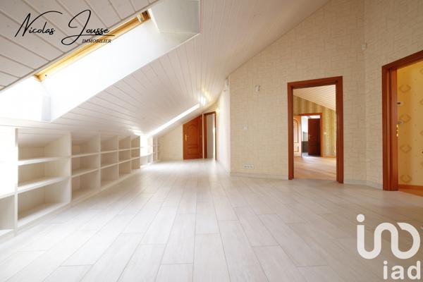 Maison à vendre 20 pièces 450 m² Gex