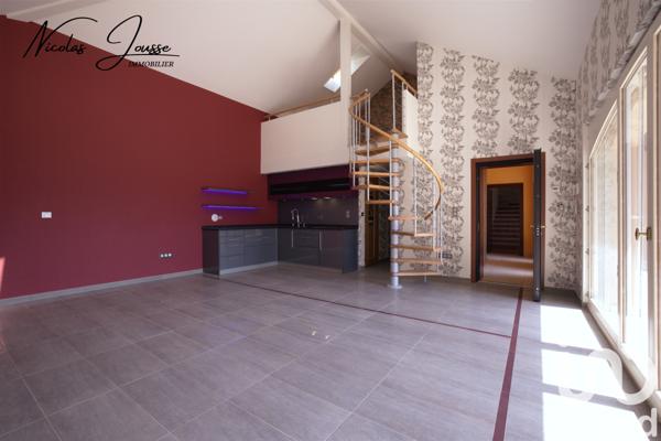 Maison à vendre 20 pièces 450 m² Gex