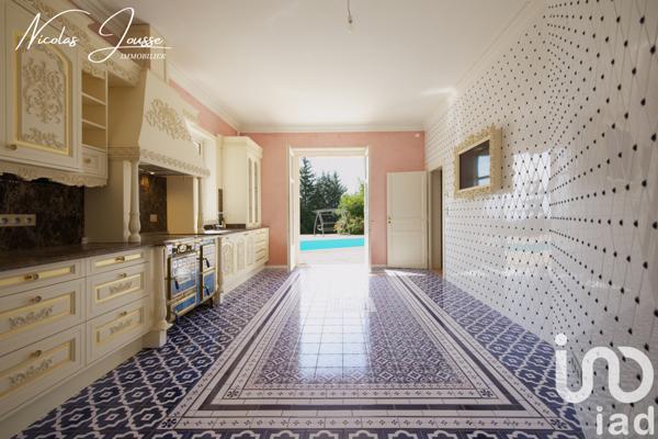 Maison à vendre 20 pièces 450 m² Gex