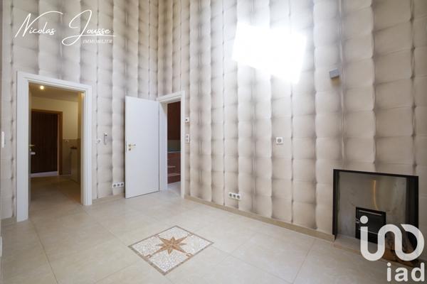 Maison à vendre 20 pièces 450 m² Gex