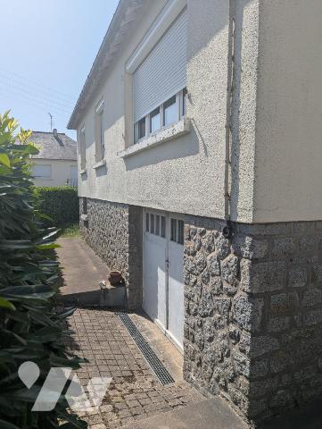 A VENDRE - MAISON D'HABITATION - ERNEE